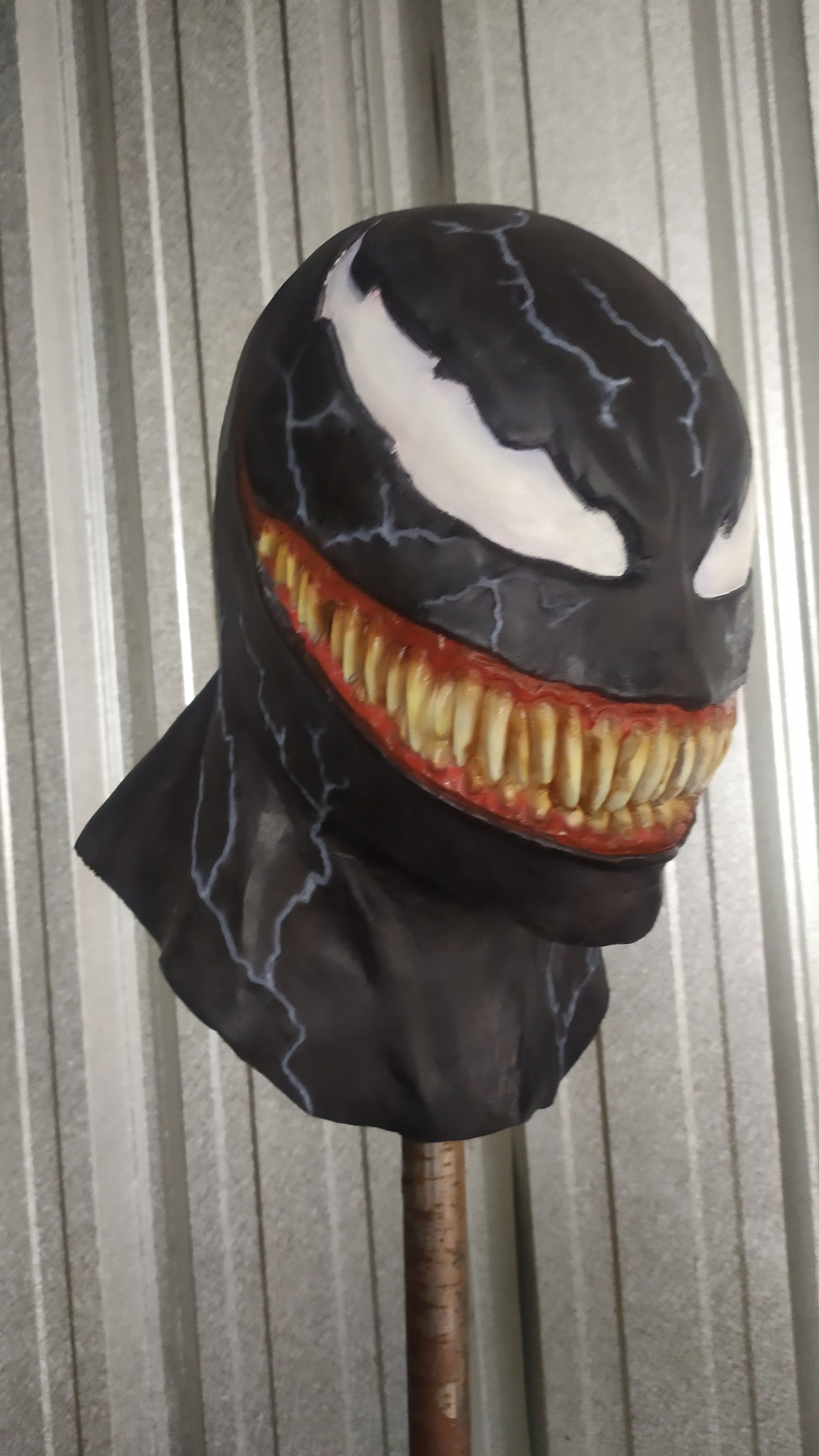 VENOM LATEX MASK