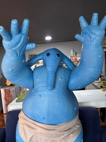 MAX REBO FOAM/LATEX LIFE SIZE SCULPTURE